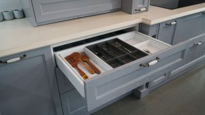 Ngăn kéo tủ bếp gỗ công nghiệp